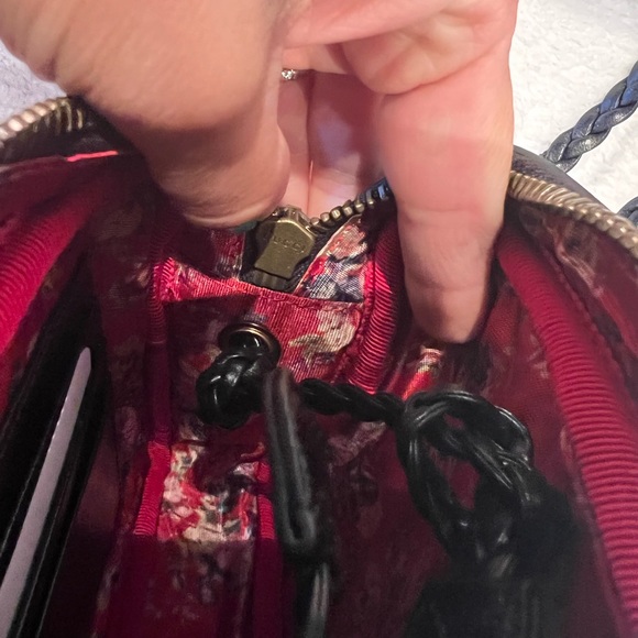 SOLD! New Authentic Gucci bag - Picture 4 of 13